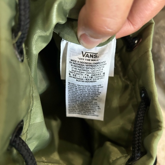 Vans Green and Black Quilted Bag Durable Everyday Use - Picture 4 of 8